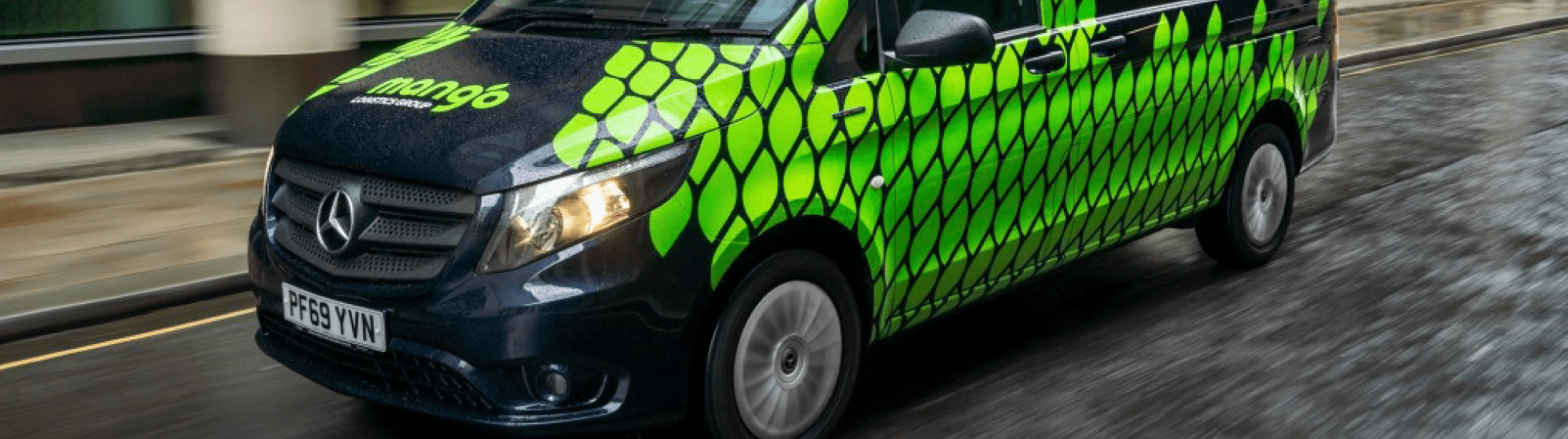 All-electric Mercedes-Benz-eVito-hits-the-sweet-spot -for-Mango-Logistics-desktop