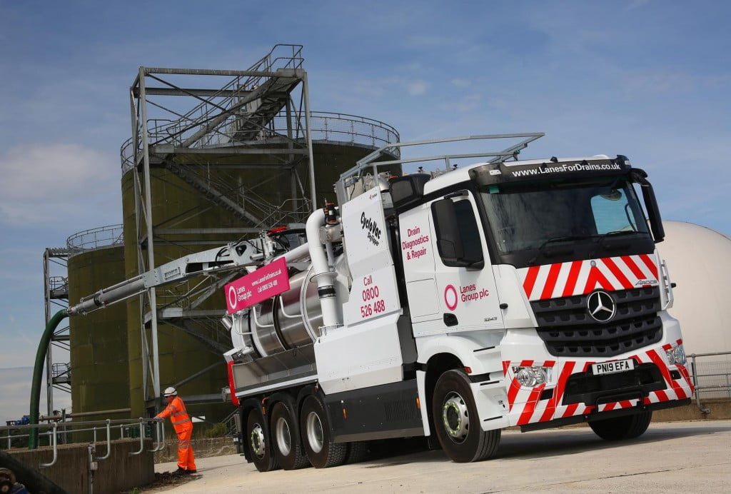 Arocs 3243 L ENA Lanes Group 21