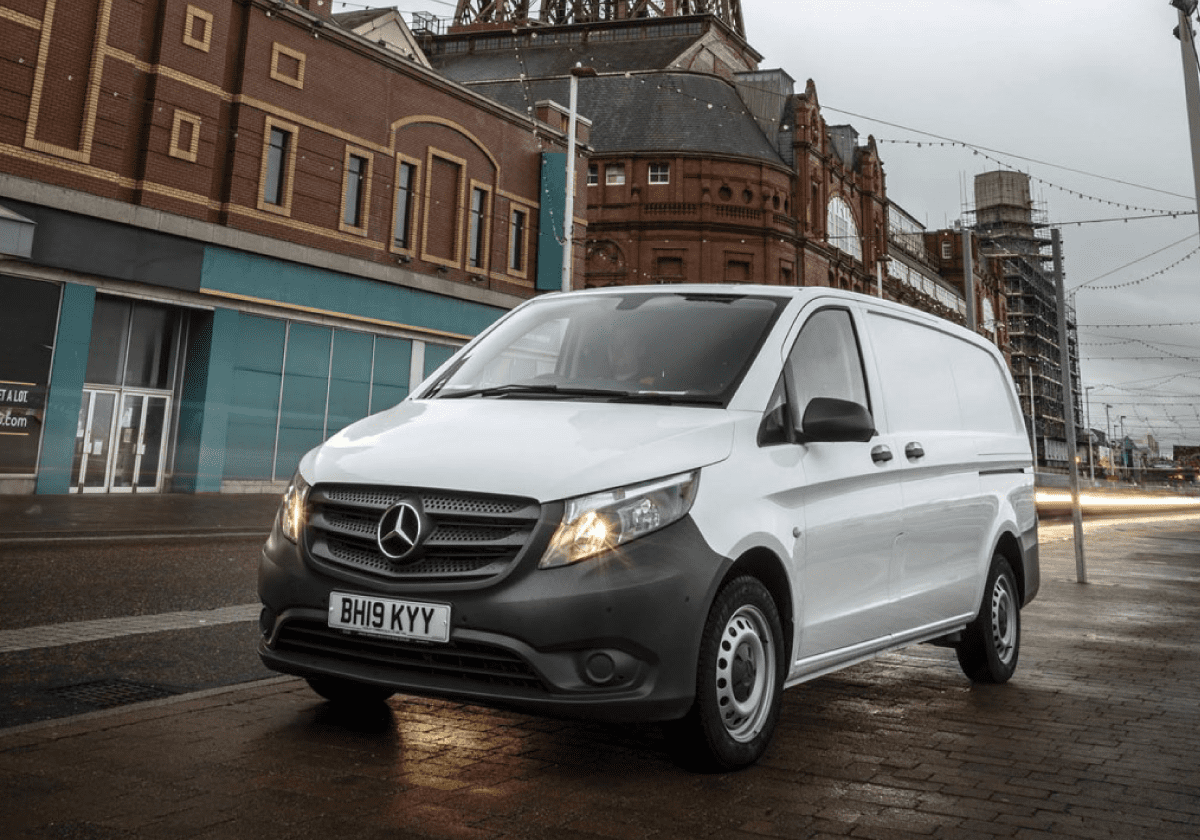 Blackpool-Food-Bank-posts-its-Approved-Used-Mercedes-Benz-Vito-to-the-relief-deliveries-front-line-text-image