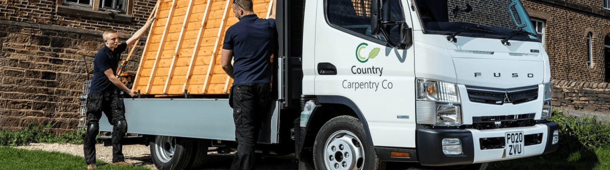 Pre-bodied-FUSO-Canter-hammers-the-competition-for-Country-Carpentry-desktop