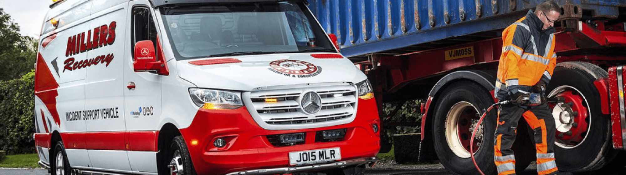 Recovery-firm-picks-up an-eye-catching-fleet-flagship-from-Mercedes-Benz-desktop