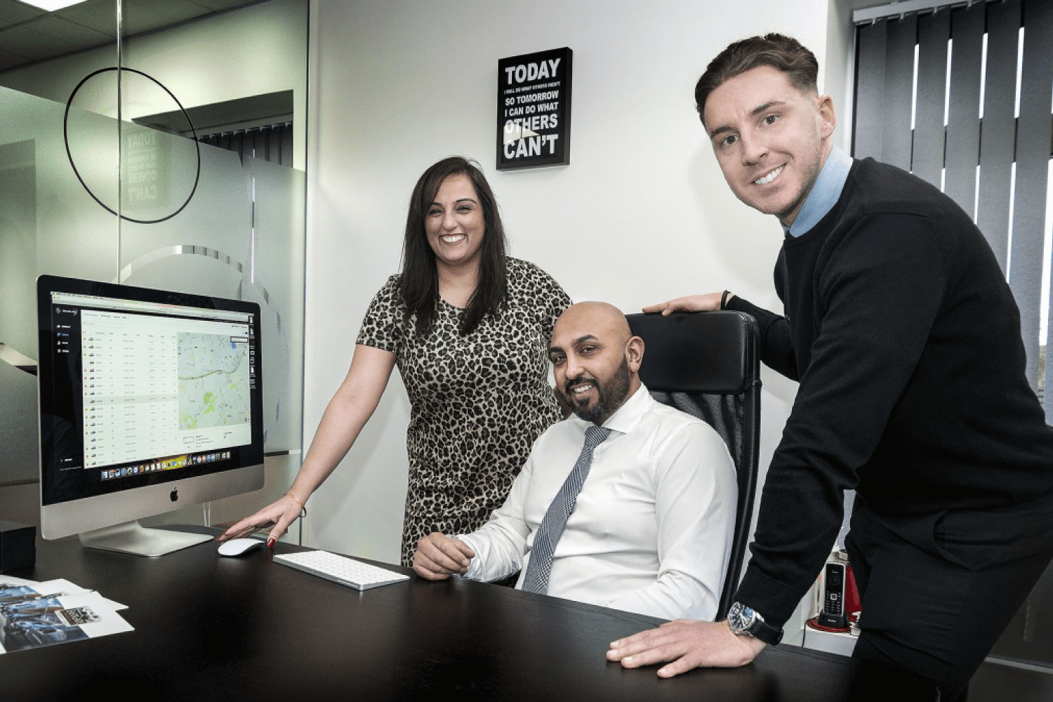 Van-thieves-thwarted-by-Mercedes-PRO-connect-gallery-01