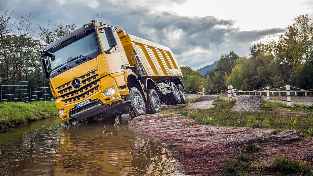 Mercedes-Benz Arocs