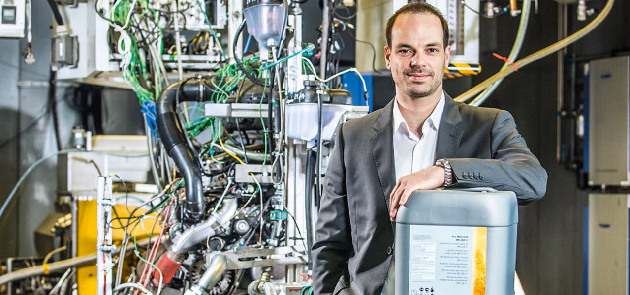 Genuine Mercedes Oil