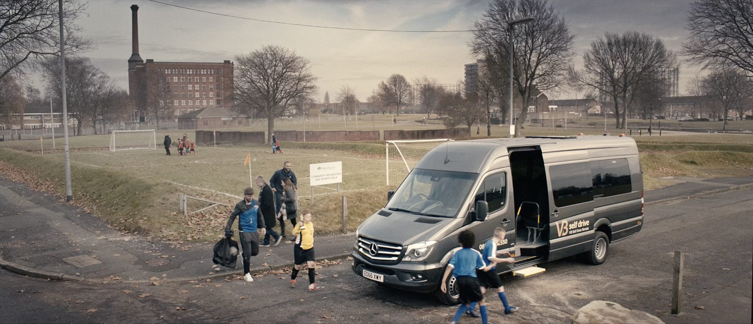 Mercedes Sprinter minibus